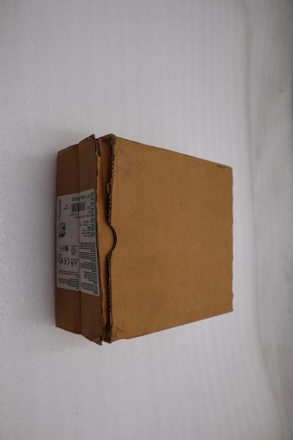 Used NEW IN BOX SIEMENS 3RT1046-1AK60 CONTACTOR 95 AMP 3 POLE STOCK H368A