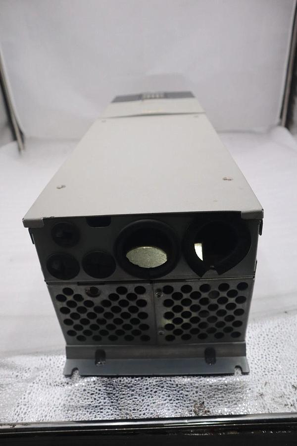 Used ALLEN BRADLEY 20BD077A0AYNANC0 AC DRIVE POWERFLEX 700 480V AC 60 HZ 60 HP #2108C