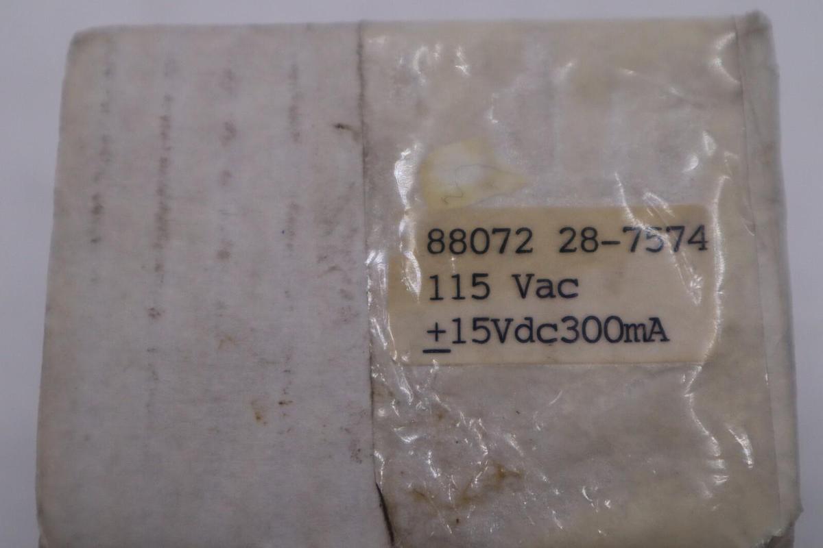 Used NEW OPEN BOX MODULAR POWER CONVERTER MPC15D300 STOCK G891A