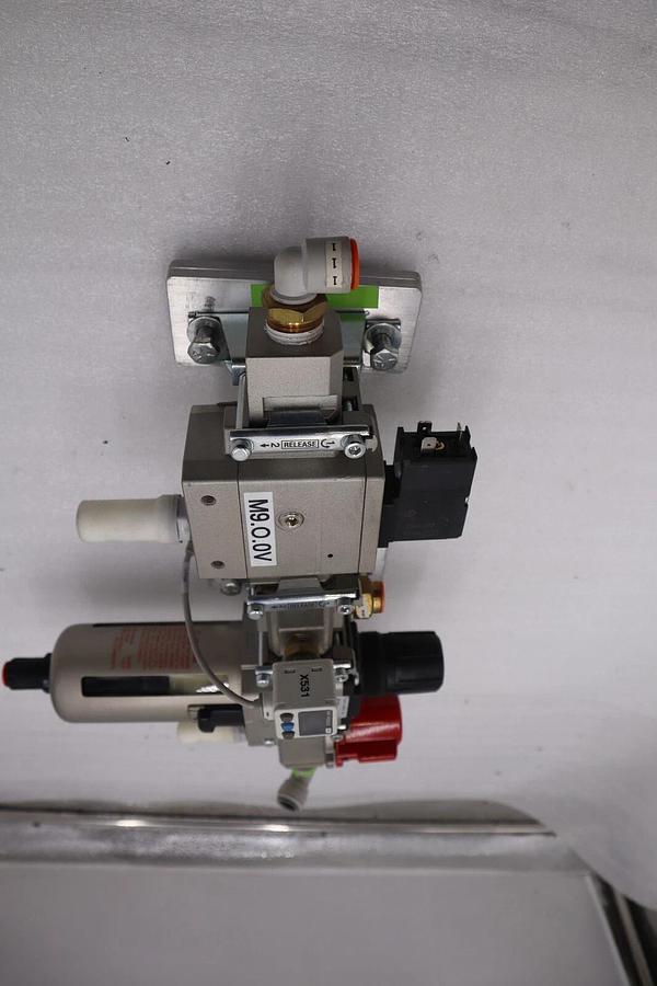 Used SMC AW40-N04E-RZ/ VHS40-N04-Z/ NAV400-N04-5DZ UNIT STOCK 5069