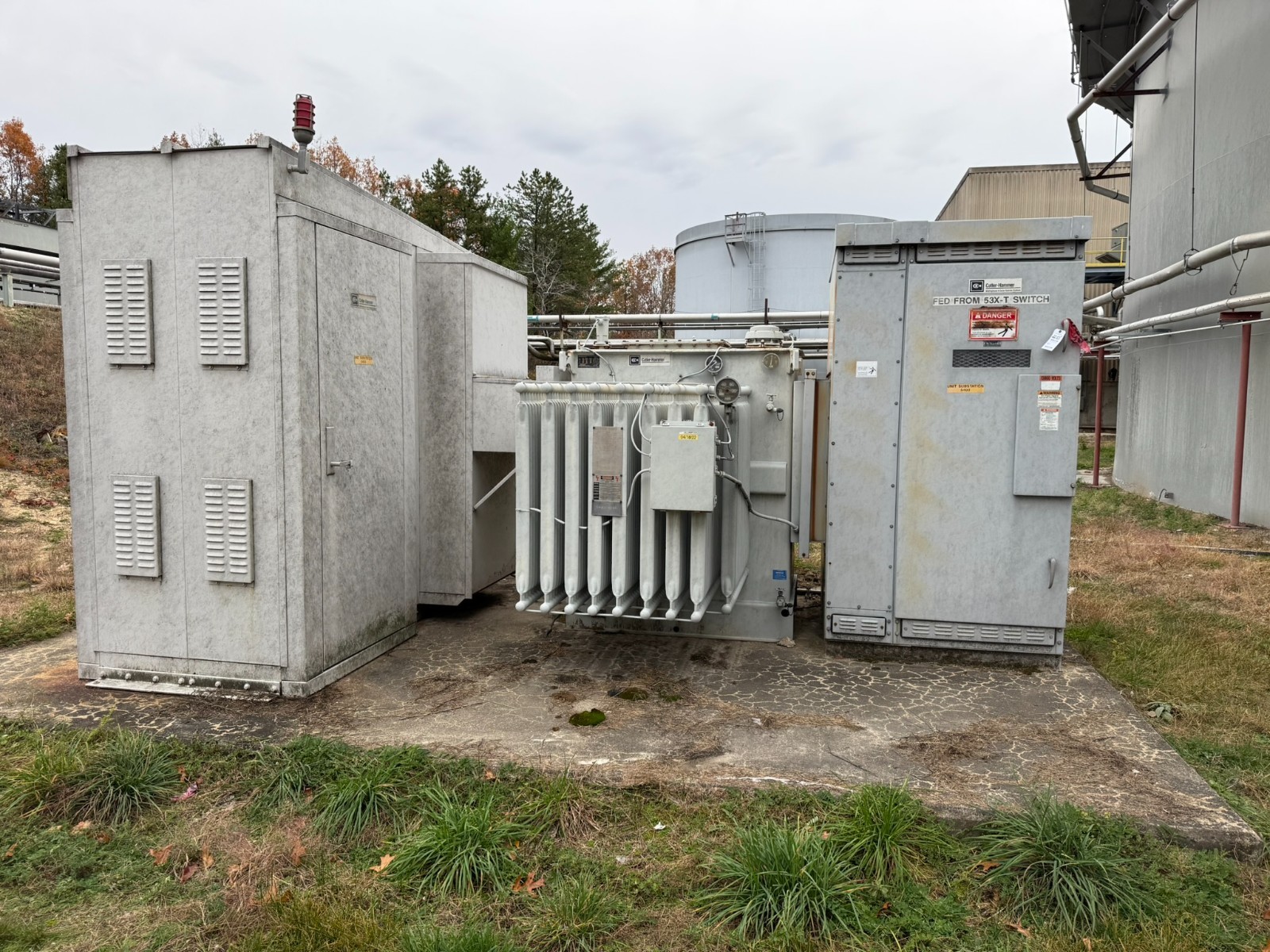 Used CUTLER HAMMER 2500 kVA HV 13.8kV–600Y/346V Substation Transformer W/ Switchgear