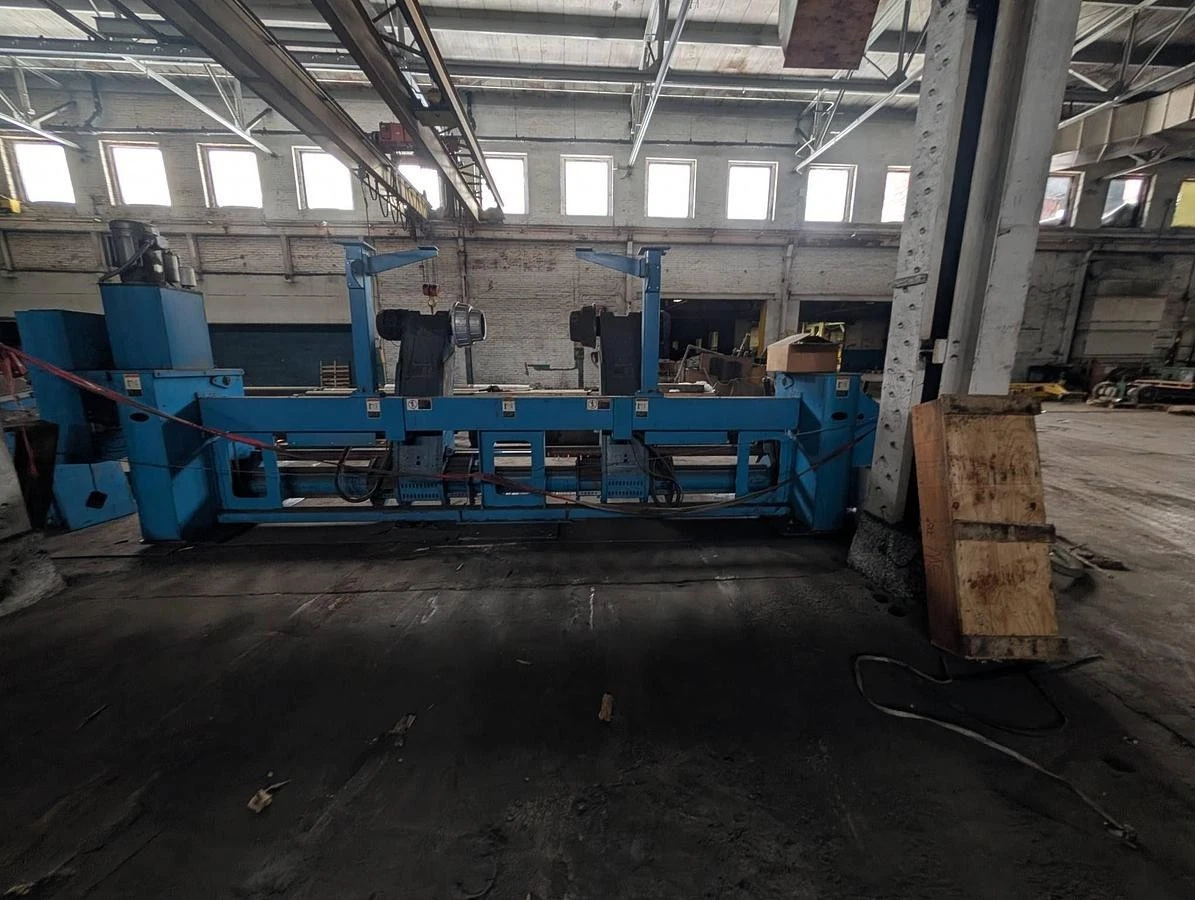 Used 98" WIDE MARQUIP 84" DIAMETER SHAFTLESS FLOOR PICKUP UNWIND STAND BACKSTAND