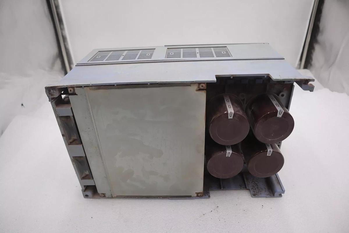 Used HITACHI L300P-185HFU2 18.5/25 KW/HP FREQUENCY DRIVE STOCK 4338