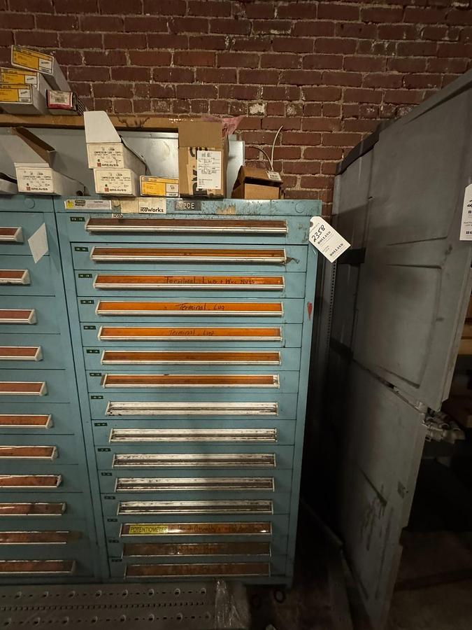 Used VIDMAR 15 DRAWER CABINET (NO CONTENTS)