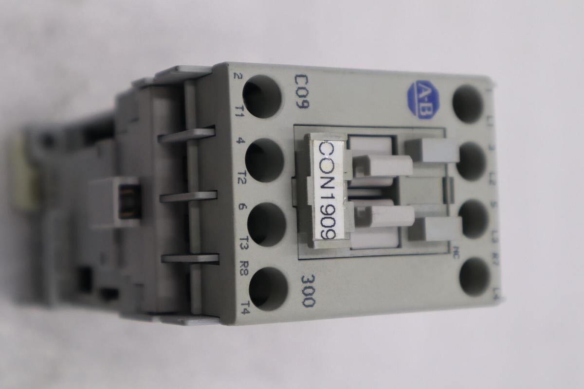 Used Allen Bradley 100-C09DJ300/100-C09D*300 DRIVES STOCK #L-483-C