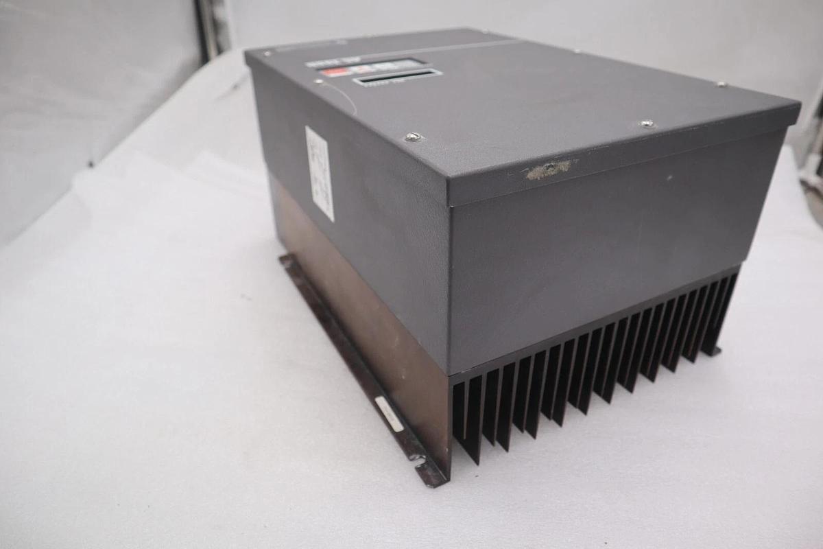 Used LENZE AC TECH M14250DK VFD DRIVE 400/460V 25 HP STOCK 2268-A