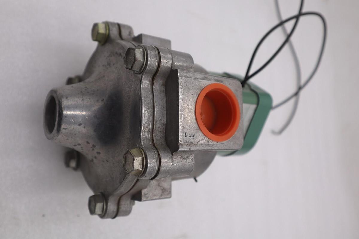 Used ASCO RED HAT 104R GENERAL PURPOSE SS SOLENOID VALVE 120VDC STOCK K-3636