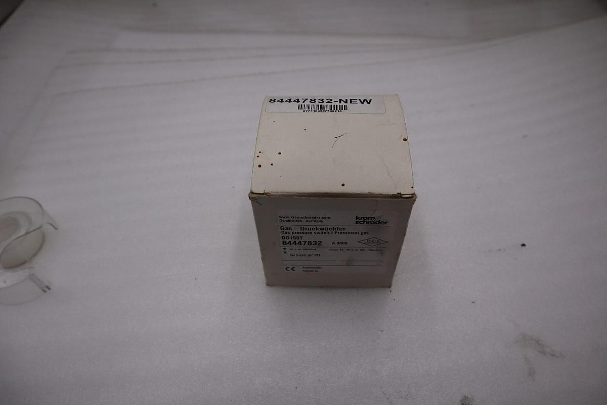 NEW Krom Schroder DG150T Gas Druckwachter Pressure Switch STOCK H426A
