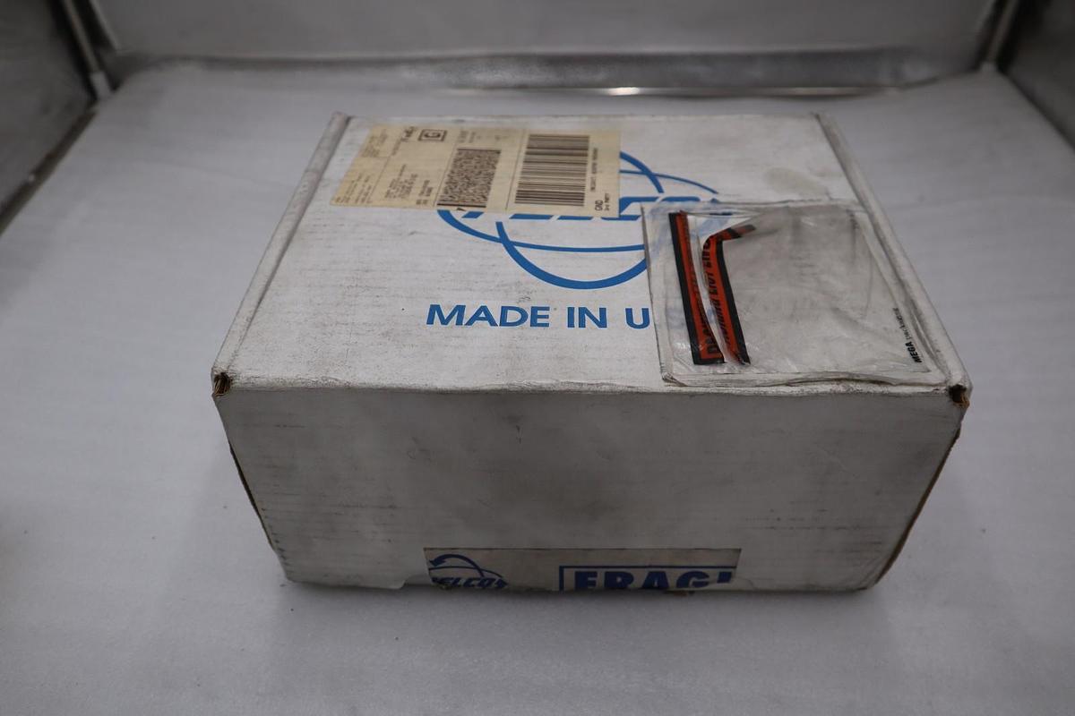 Used PELCO keyboard Vari-Speed PTZ Joystick Controller KBD300A Rev: A0 - NEW IN BOX