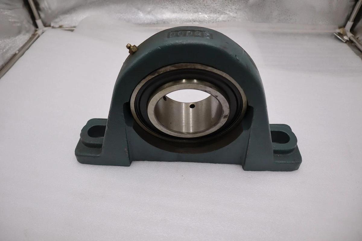 NEW OPEN BOX Dodge P2B-SCM-307 3-7/16” Bore Pillow Block Bearing STOCK 1674CC