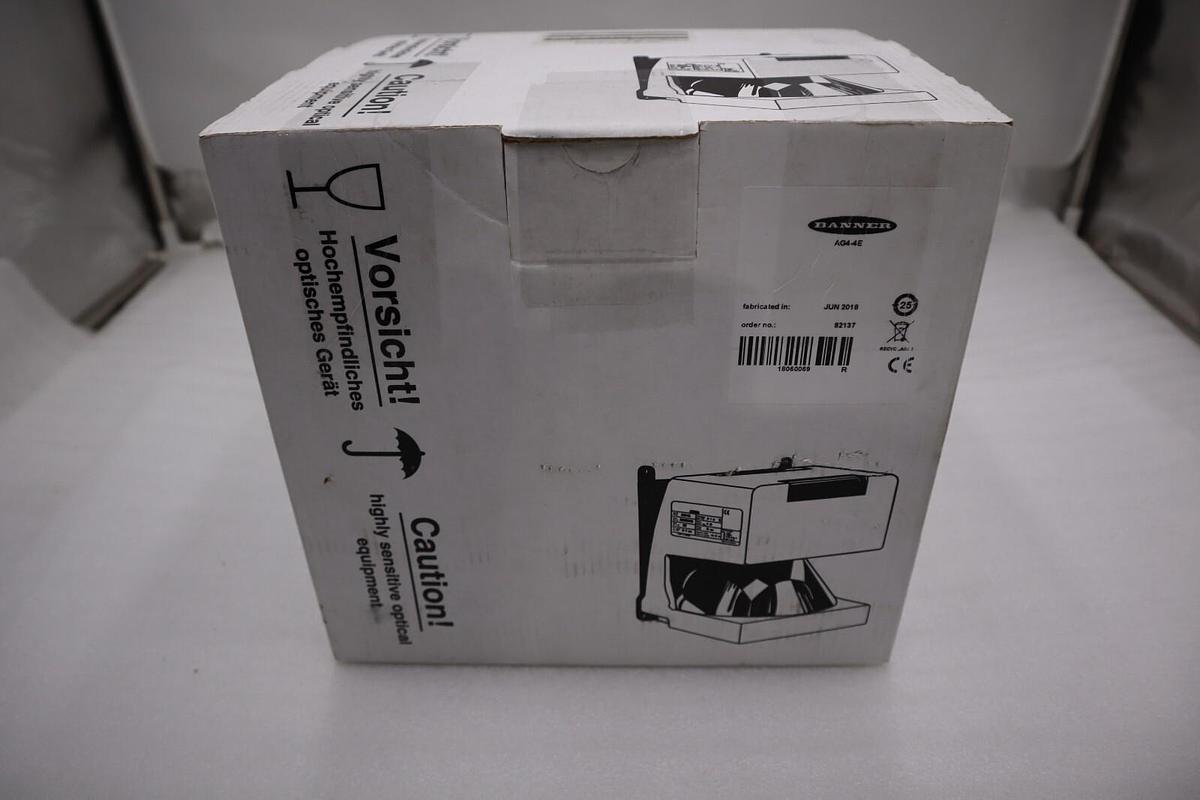 BANNER ENGINEERING AG4-4E 82137 24VDC NEW IN BOX STOCK 2917A