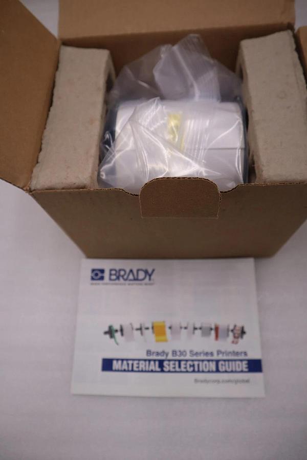 NEW BRADY B30C-4000-595-WT Tape White 100 ft. L 4 In. W 6UMR2 STOCK H95 754473183349