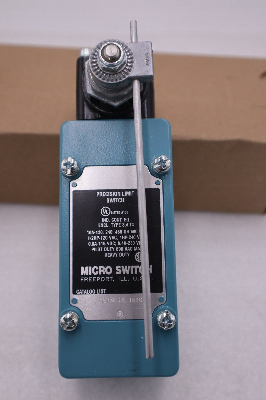 Used Honeywell Limit Switch 151ML10 Side Rotary w/Rod NEW UNIT STOCK G16A