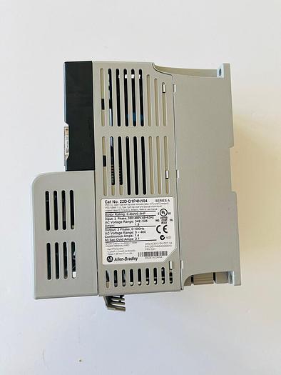 Used Allen Bradley 22D-D2P3N104 POWERFLEX-40 AC DRIVE 1.0HP #K-614