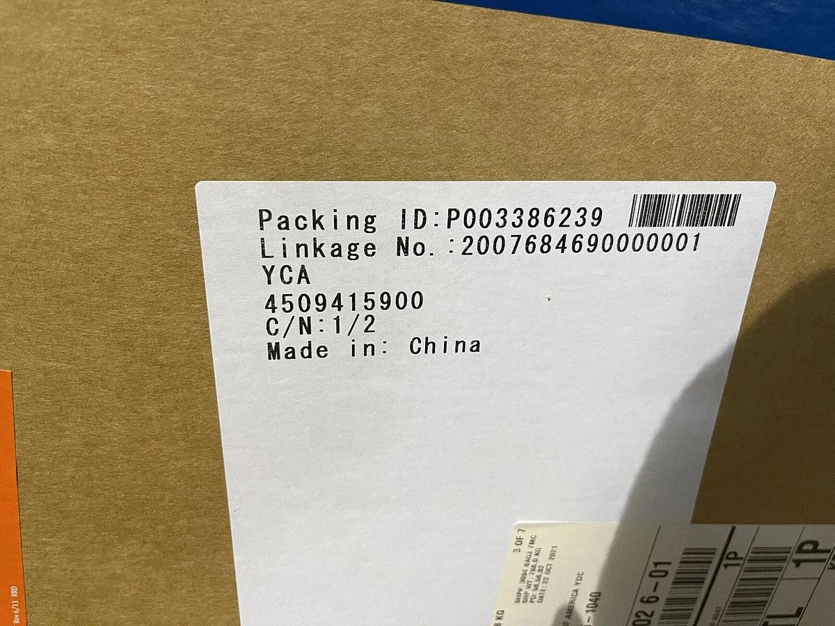 Used NEW 12” YOKOGAWA FLOWMETER AXG300 / axg300-ceff2ba1at212bnnnnn/grl Stock S-266