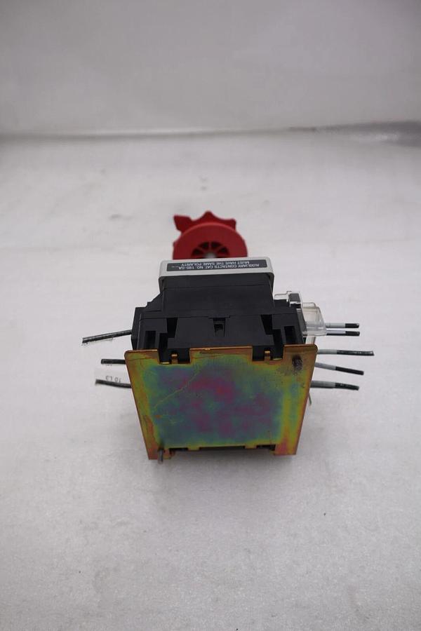 Used Allen-Bradley 194RF-NC030* Ser A Fused Disconnect Switch Mounted STOCK L-743-A
