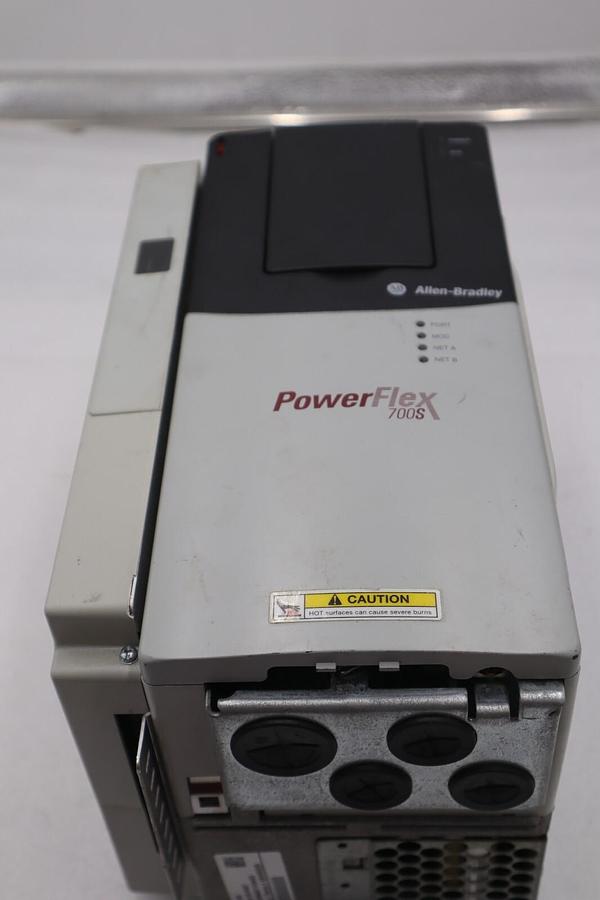 Used NEW 2014 Allen Bradley 20DD5P0A0EYYANASE Powerflex 700S Drive 3hp STOCK 2928