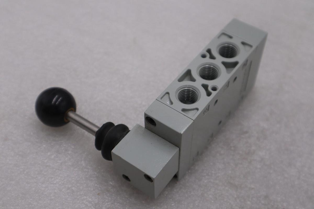 NUMATICS L22LA6520000000 SOLENOID VALVE STOCK #K-1968A