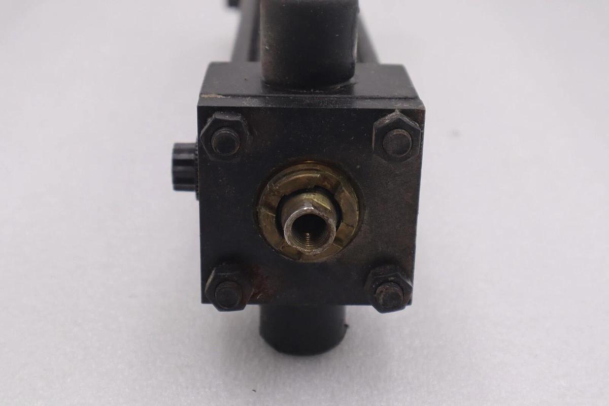 Used PARKER 02.00 CD2ANU49AC 9.540 FLUIDPOWER CYLINDER NEW STOCK #2519