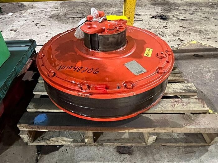 Used HAGGLUNDS HIGH TORQUE HYDRAULIC MOTOR TYPE UK 64 16300 A0 0100 SPARE NEW UNIT