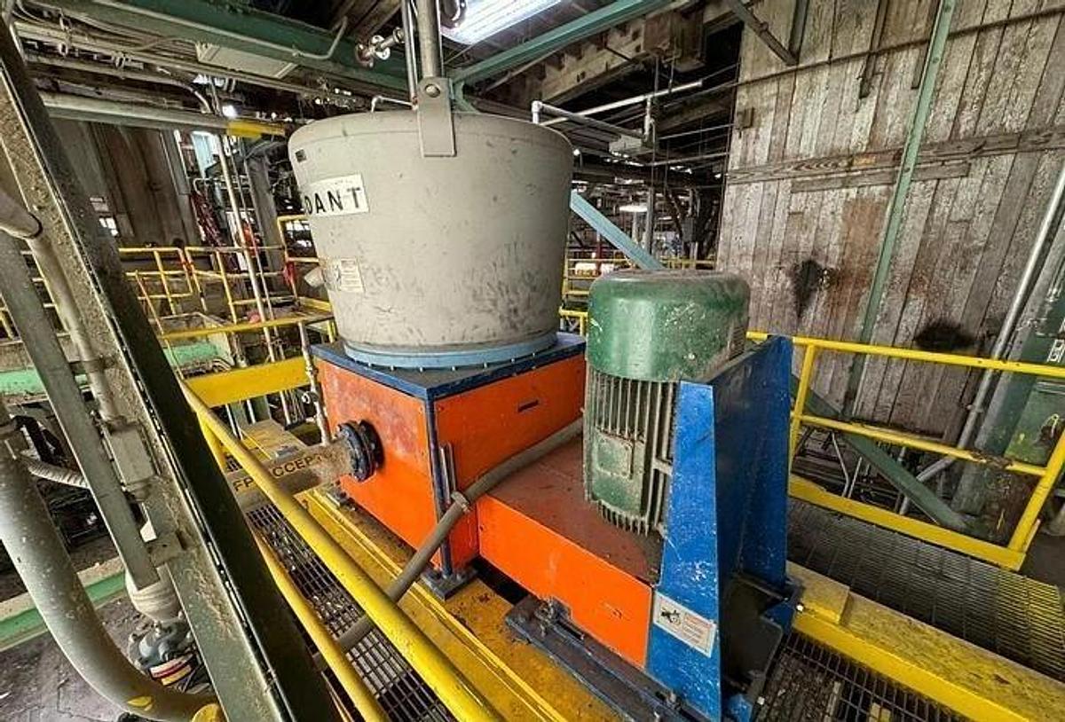 Used KADANT BLACK CLAWSON FLOAT PURGER SIZE 75-25 DEFLAKING COARSE SCREEN