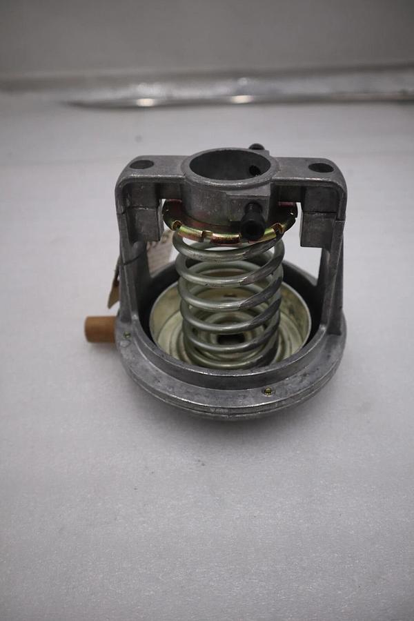 NEW OPEN BOX Honeywell MP953C 1018 2 Pneumatic Valve Actuator STOCK G997A