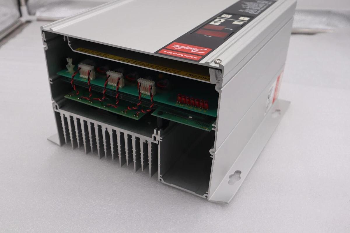 Danfoss 175L1018 VLT Type 3002 Variable Speed Drive NEW STOCK 2190