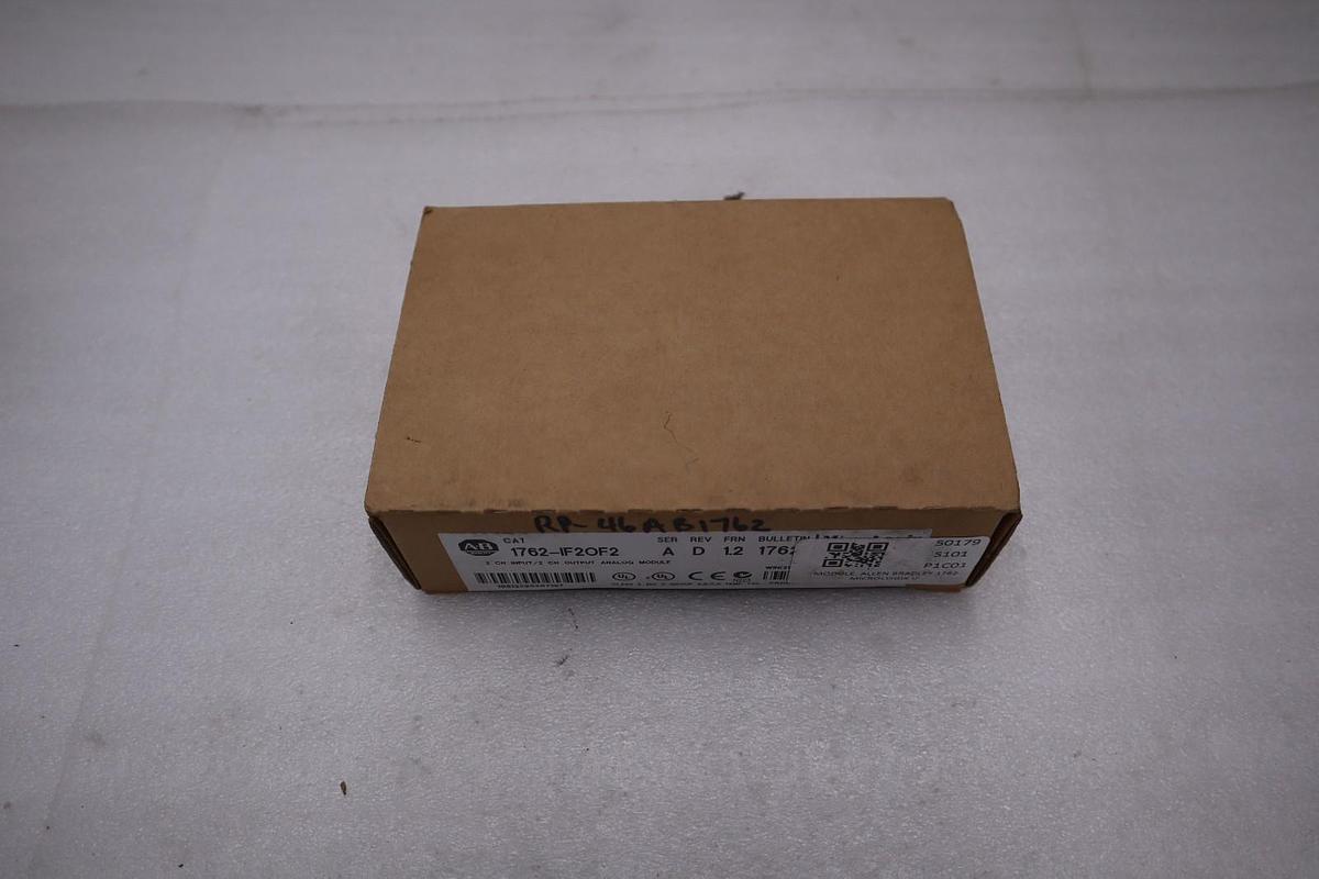 1762-IF2OF2 New 1762-IF20F2 Sealed Allen Bradley 1200 I/O Module 1762IF2OF2