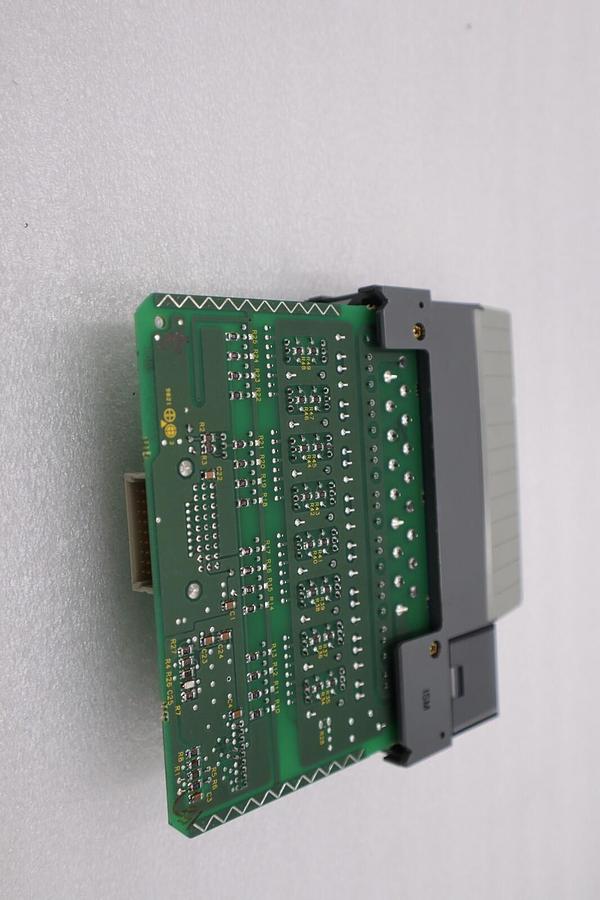 Used Allen Bradley 1746-OB16 Ser. D SLC 500 16-Point DC Output Module STOCK K-104-D