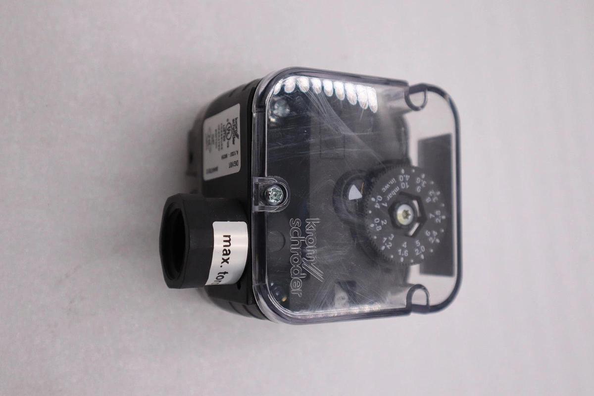 Krom Schroder DG10T Pressure Switch 0.4-4.0 IN WC 1.0-10 BAR STOCK H428A