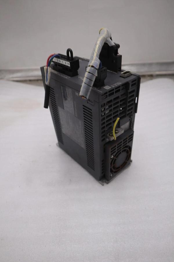 Used Mitsubishi MR-JE-200A Servo Drive STOCK CC140