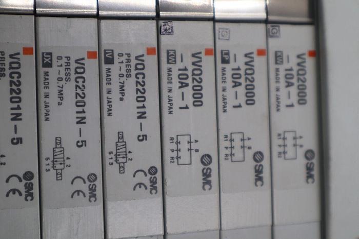 NEW SMC VV5QC21-12C6FD0-15-BABD5B3F-N Manifold STOCK K-2547