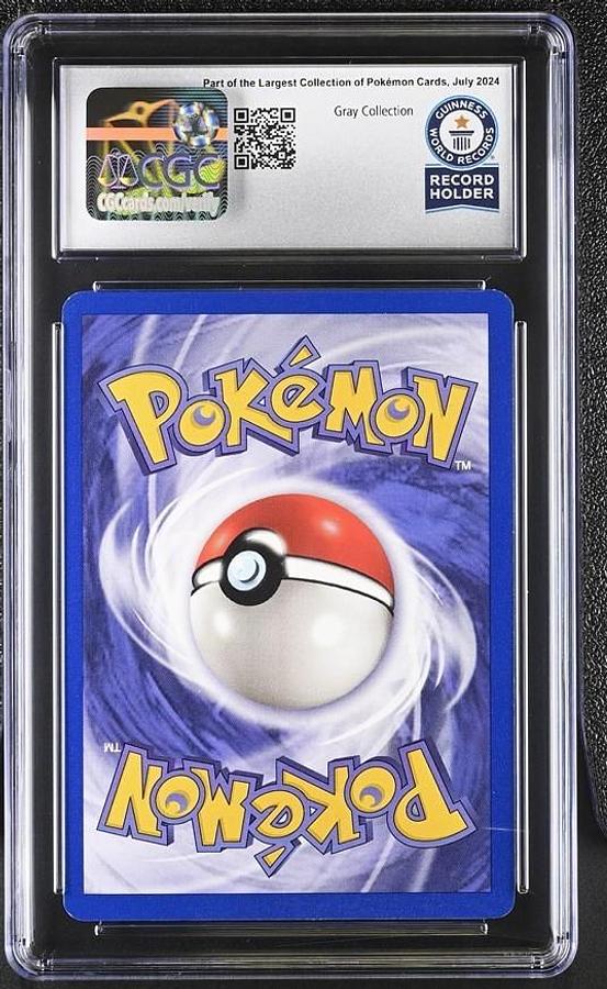 Used Dark Charizard Pokémon 2000 Team Rocket - 1st Edition 21/82 CGC WORLD RECORD 1/1
