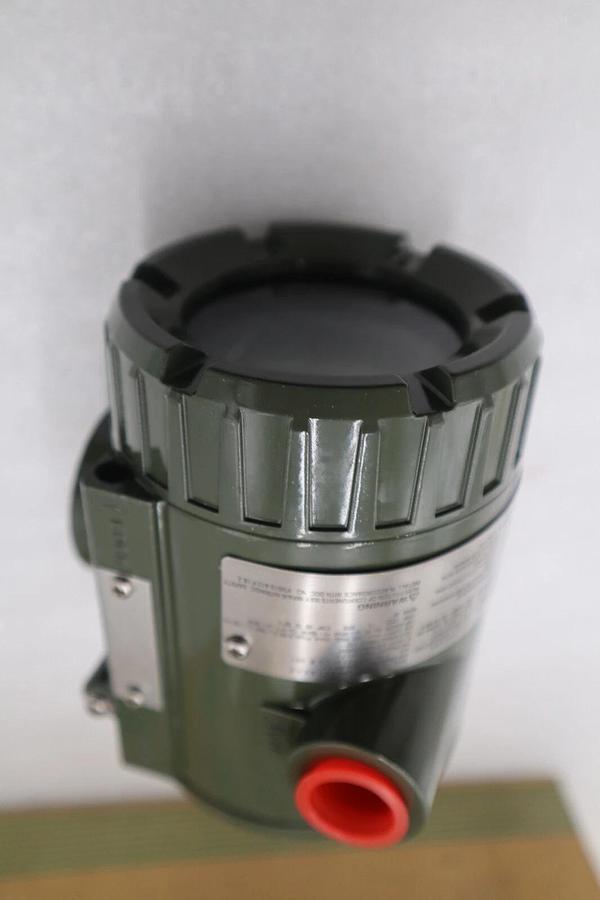 Used NEW IN BOX YOKOGAWA YTA110-EA2DB/FU1/D2 TEMPERATURE CONTROLLER STOCK H49