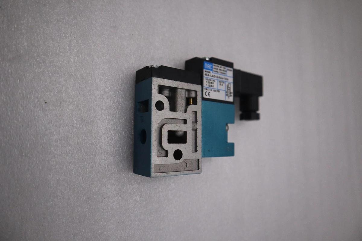 Used MAC VALVES INC 45A-LAD-DAAJ-1KA / 45ALADDAAJ1KA BRAND NEW-STOCK H1659A