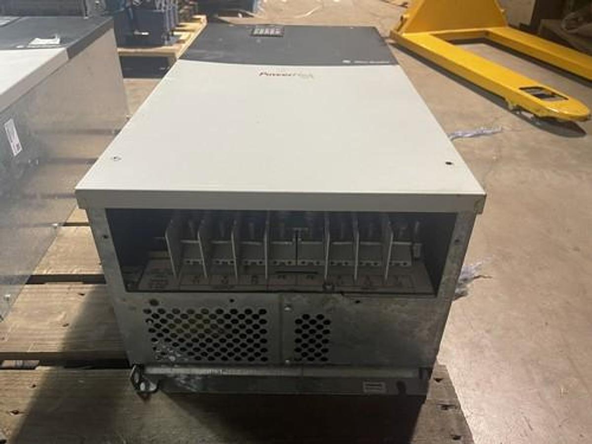 Used Allen-Bradley PowerFlex 700 AC Drive 20BD248M3ANNAND0 Ser. B 200HP S-85