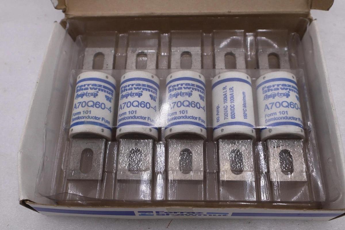 FERRAZ SHAWMUT A70Q60-4 60A 600V QTY: 5 BOX OF 5 NEW STOCK 5826A