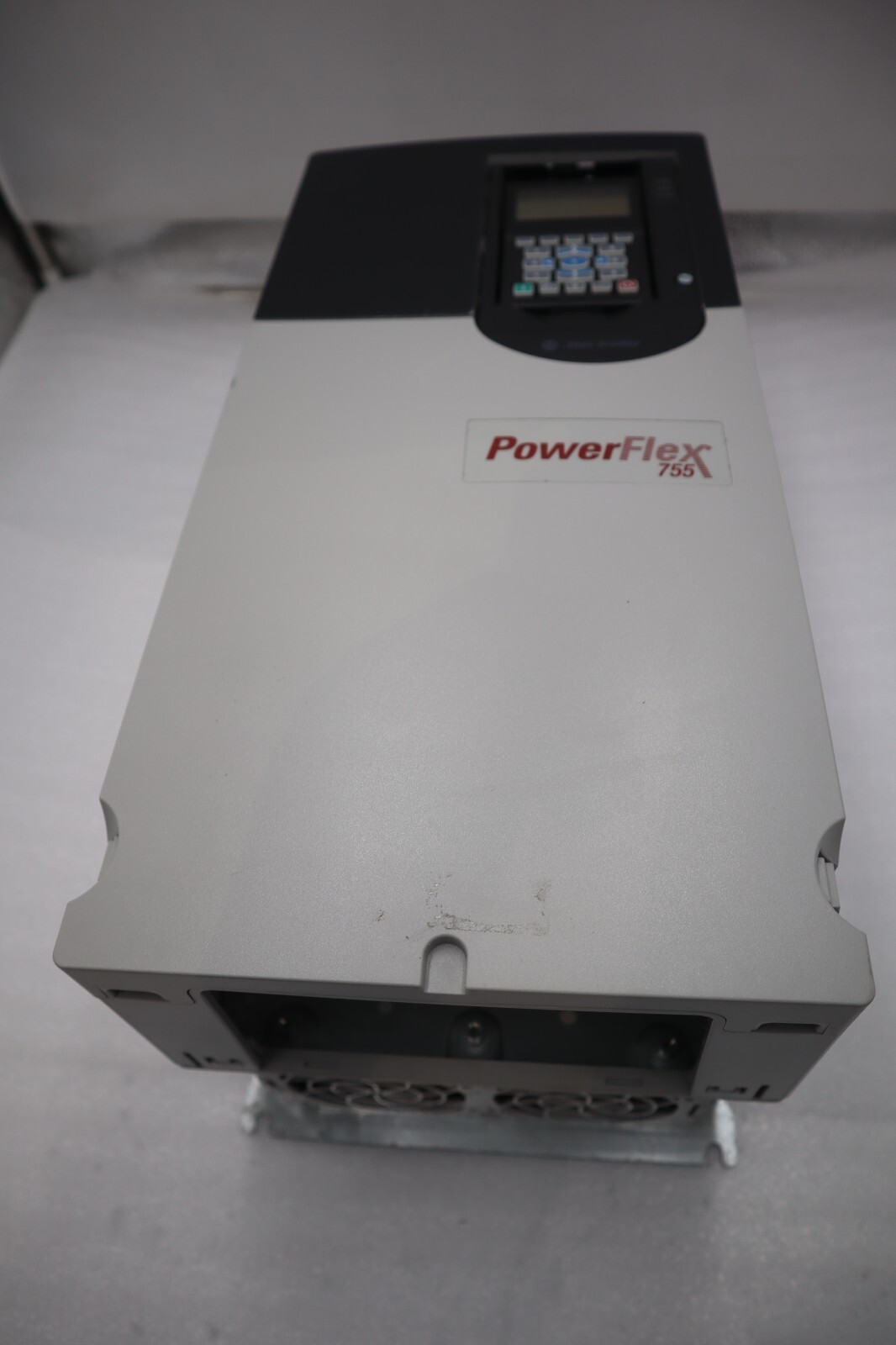 Used Allen Bradley PowerFlex 755 DRIVE 20G11ND052JA0NNNNN 40 HP 480V NEW STOCK 5668