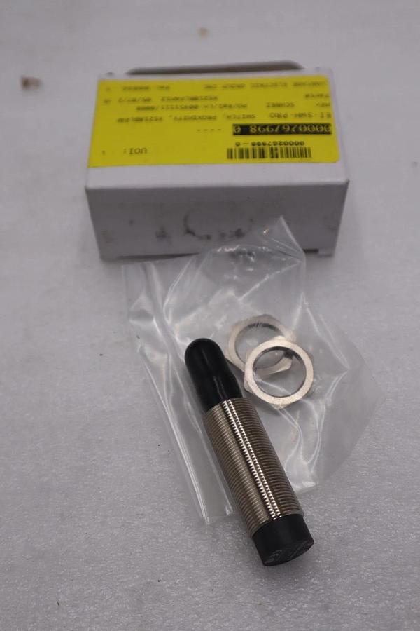 TELEMECANIQUE SENSORS XS218BLPAM12 Inductive Cylinder Prox Sensor STOCK G861A