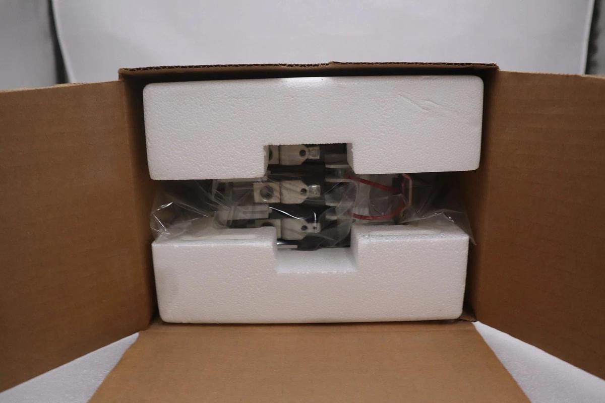 NEW OPEN BOX Eaton AN16KNOA Size 3 Starter  AN16KN0A STOCK GF814