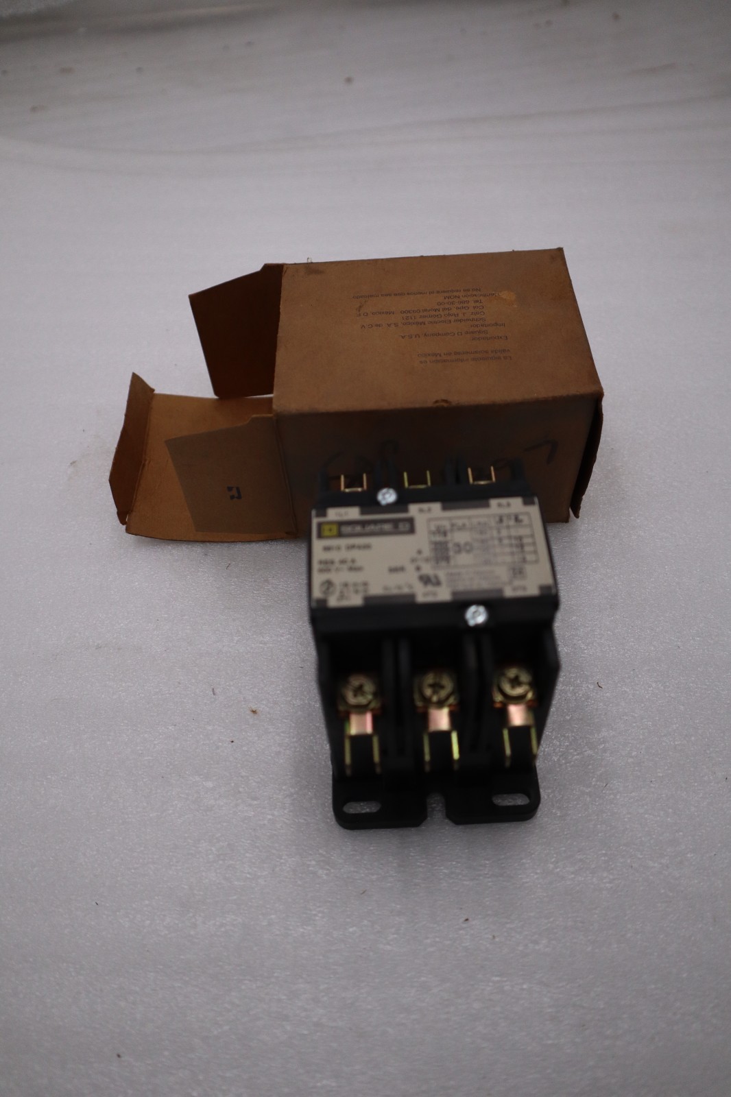 Square D 8910DPA33V02 Definite Purpose Contactor 3 Pole Open Type STOCK H818A