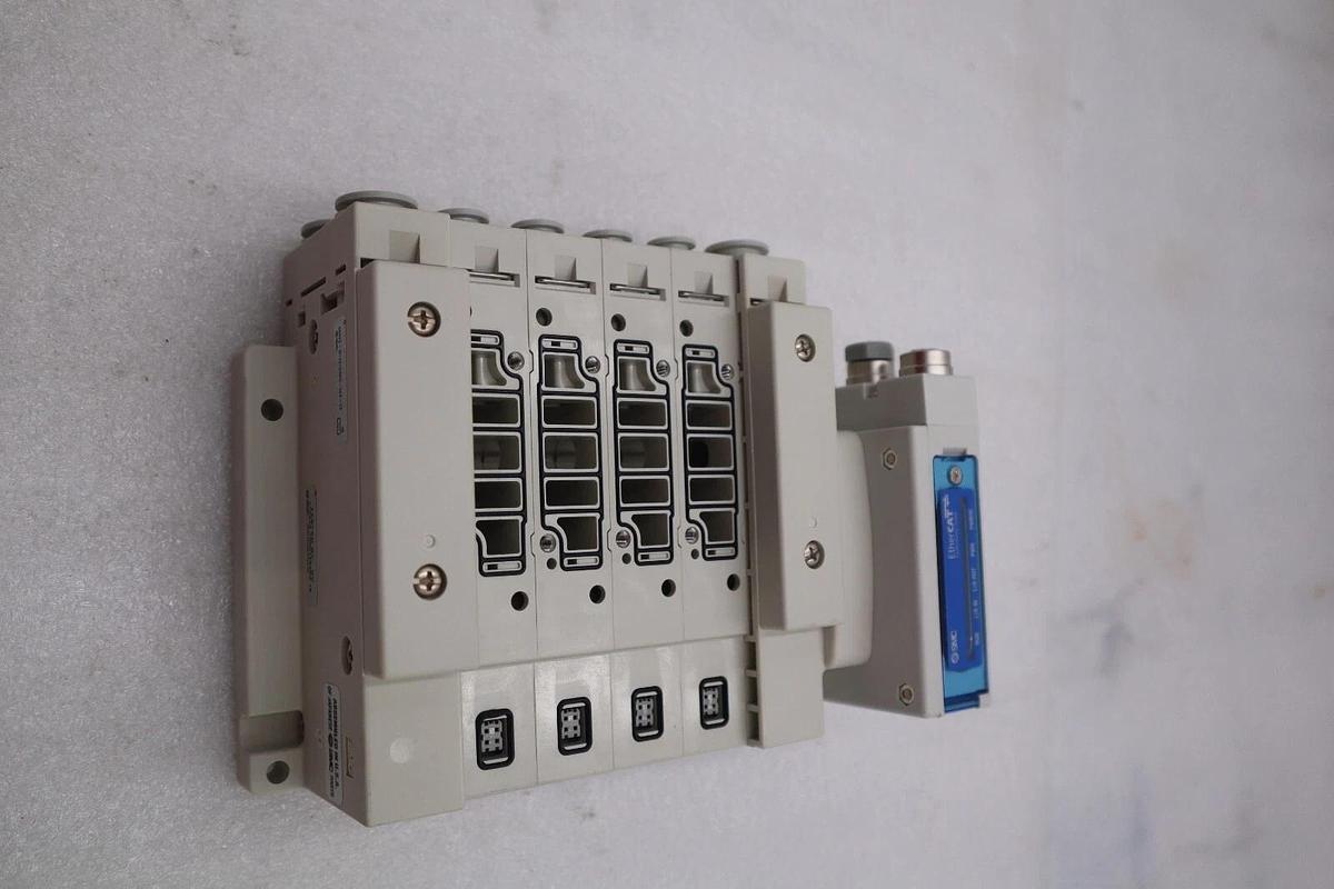 SMC SS5V3-W10S1DAND-04B-C8 / SS5V3W10S1DAND04BC8 (BRAND NEW) STOCK 1393-A