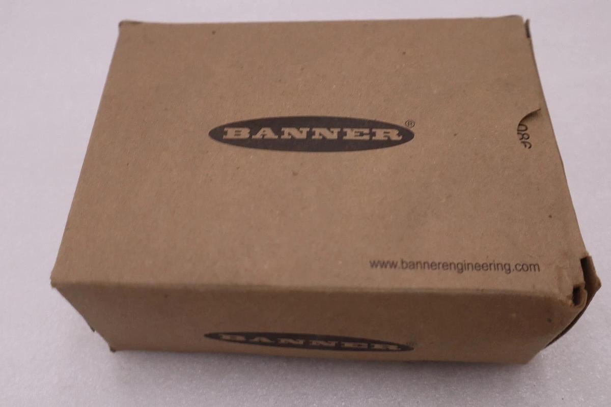 Used BANNER ENGINEERING Q45VR2FV VISIBLE RED GLASS FIBER OPTIC - STOCK GF1024