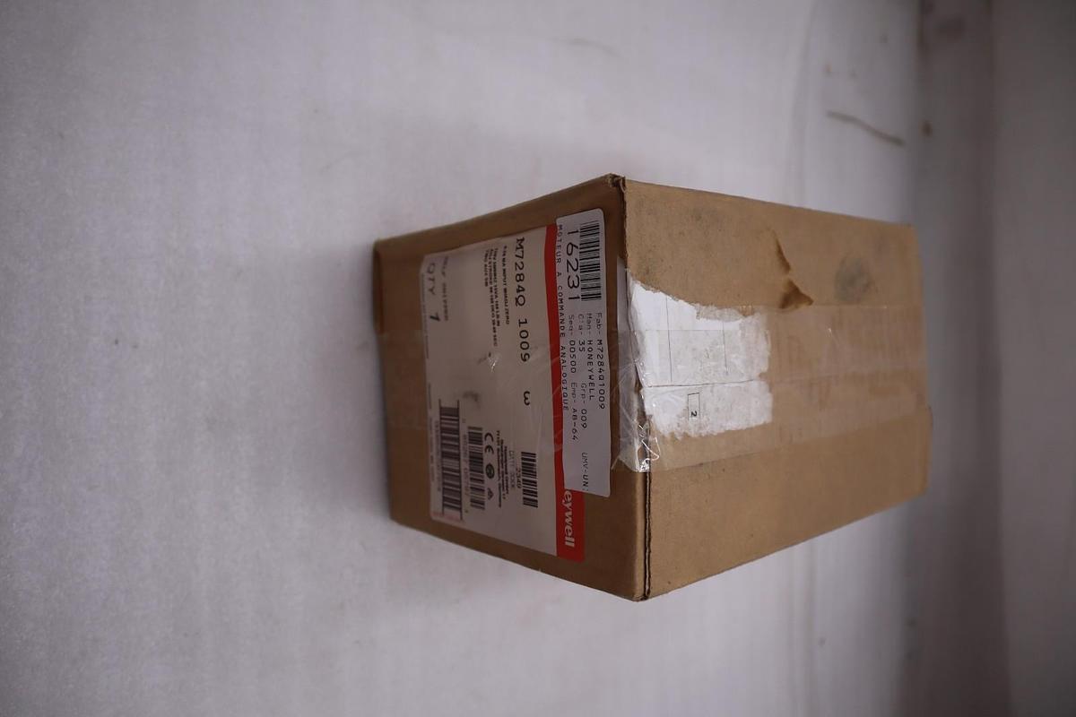 New GE 78523 Metal Halide Ballast Kit GEM400TRIAC4-5/2 STOCK GF1044
