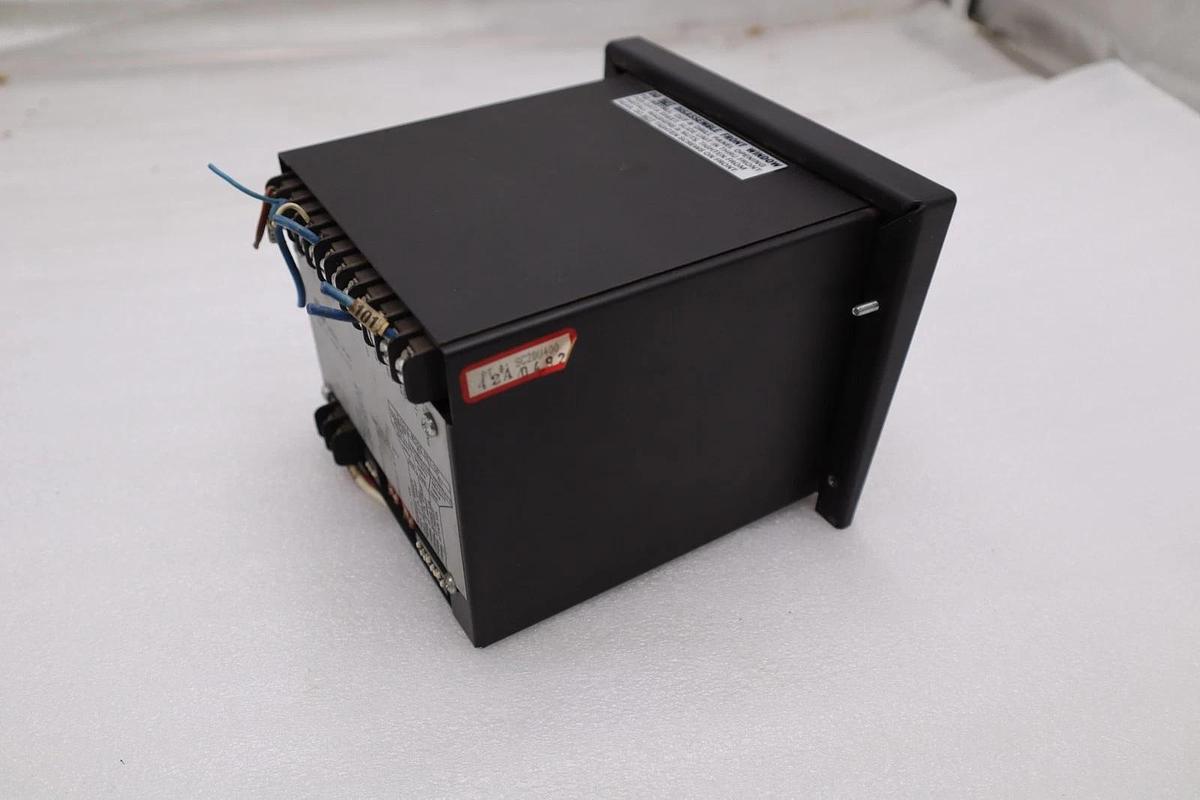 Used Red Lion Controls SC2DU Preset-Able Counter STOCK 3489A