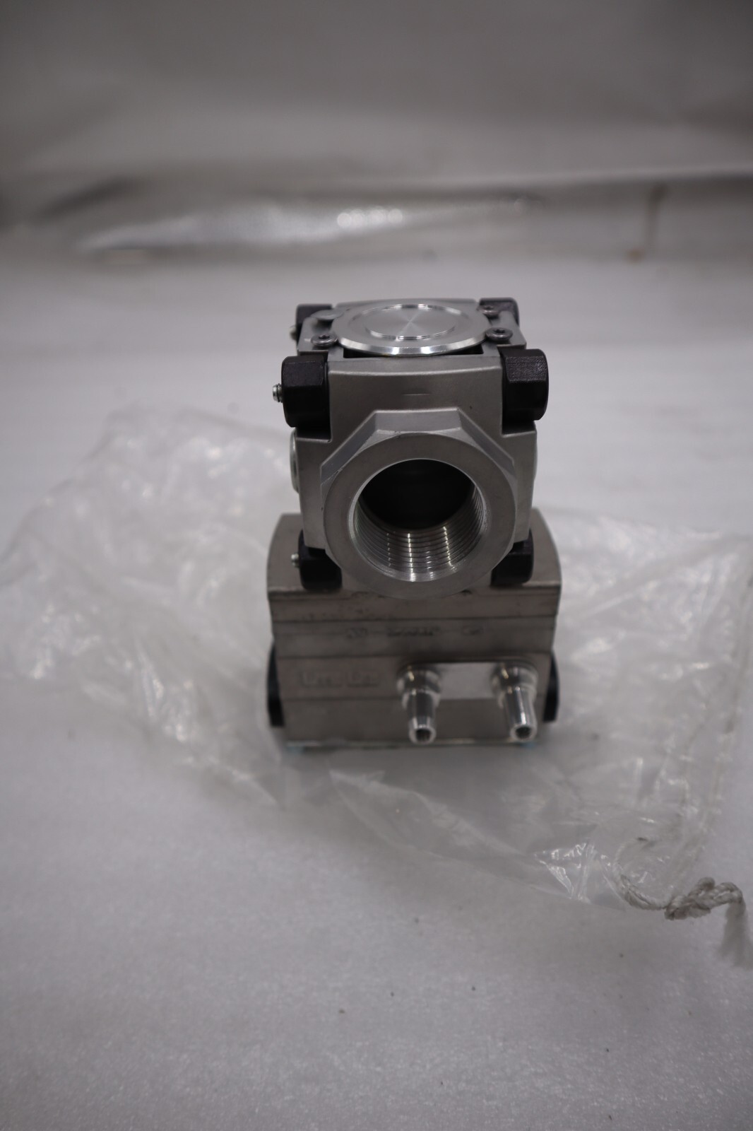 NEW KROM SCHRODER VRH125R05AE/PP/PP Gas Pressure Regulator STOCK H1208