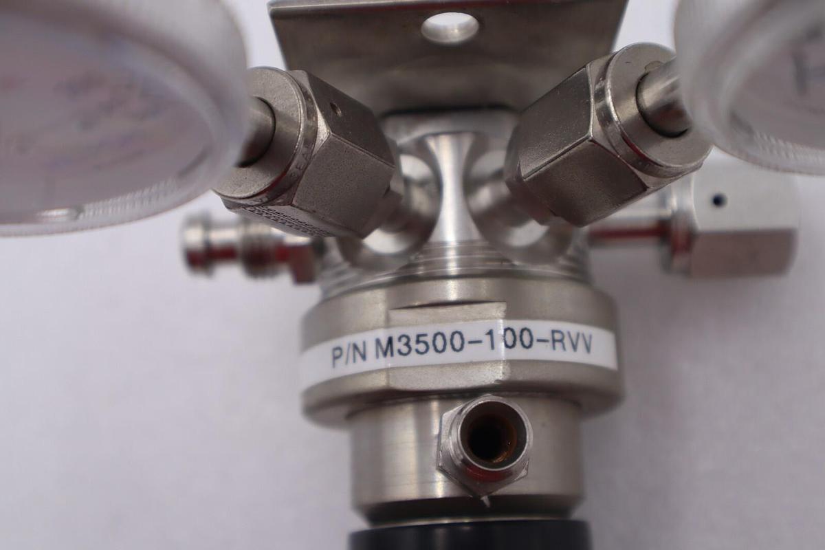 MILLIPORE 01-0152-H 200 PSI BAR PRESSURE GAUGE STOCK #K-1542A