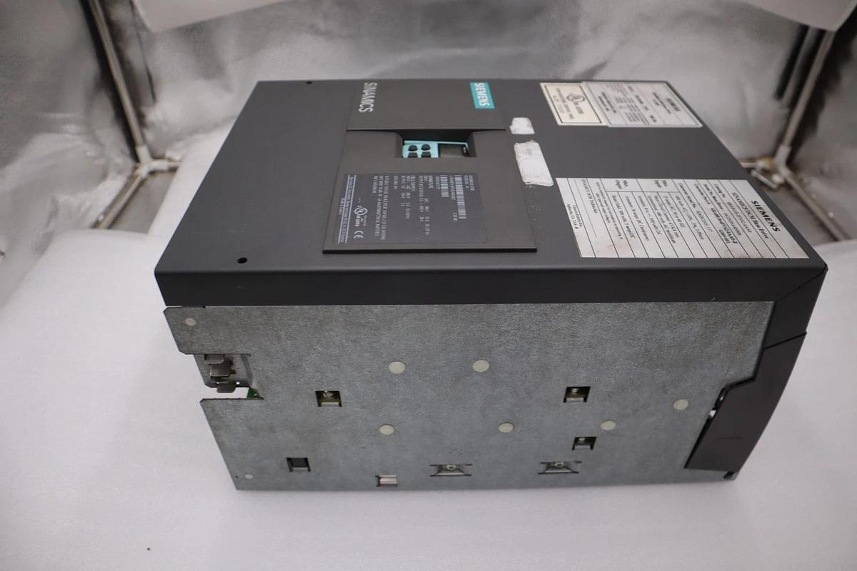 Used SIEMENS 6RA8018-2FV62-0AA0 DRIVE SINAMICS DCM 30A 480V - STOCK 5120CC
