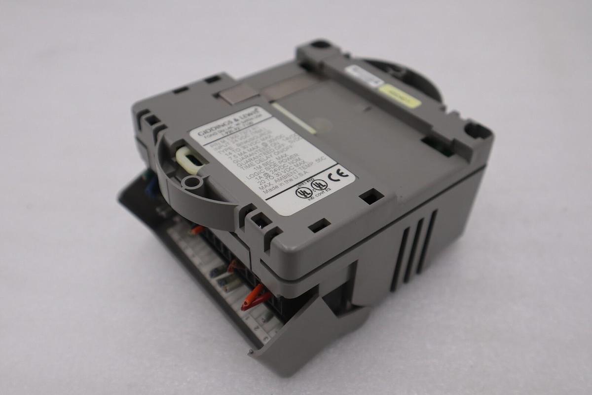 Used GIDDINGS & LEWIS M.1300.7372 R1 Input Module 24VDC SINK/SOURCE STOCK 639-D