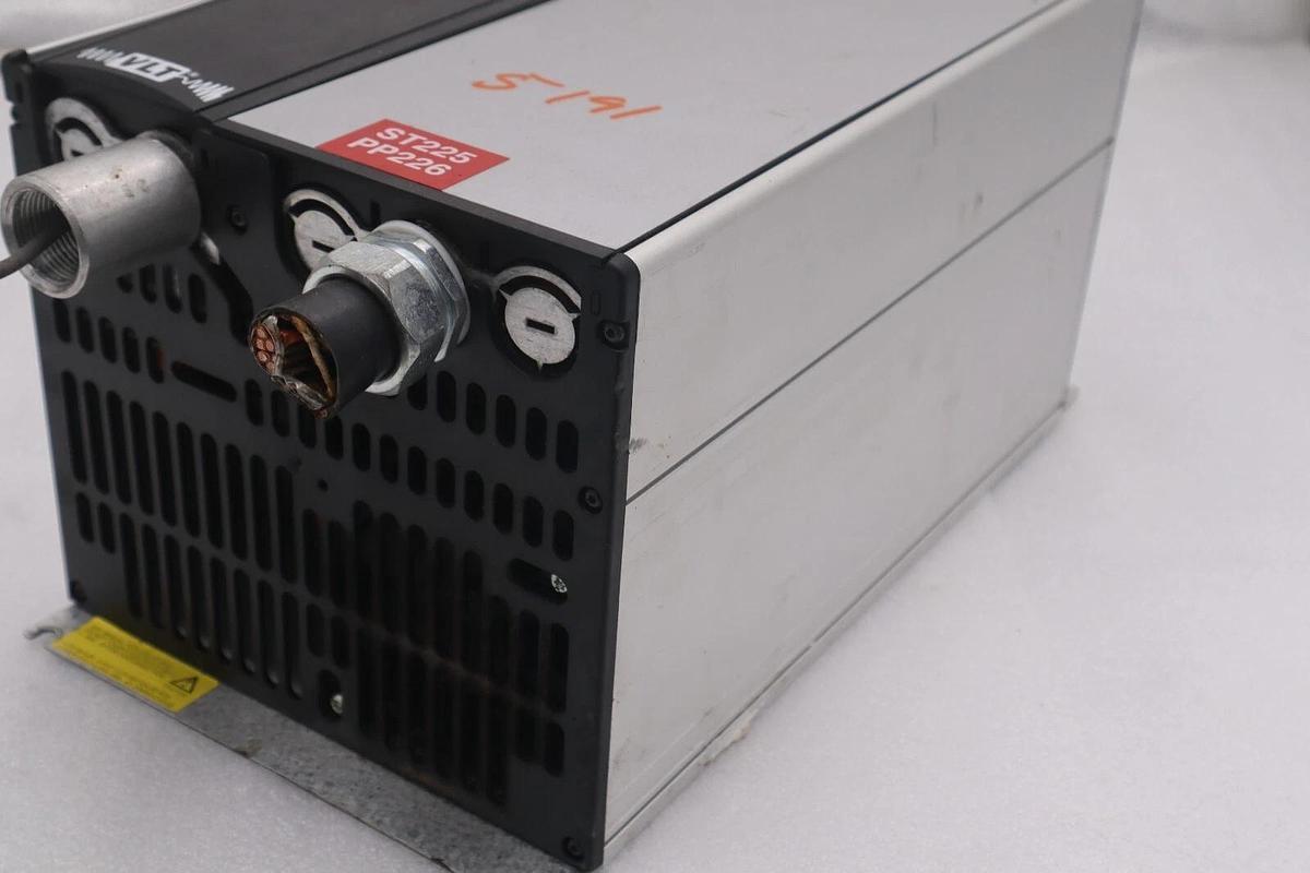 Used DANFOSS VLT TYPE 5008 176F0876 VFD DRIVE 7.5 HP STOCK 804A